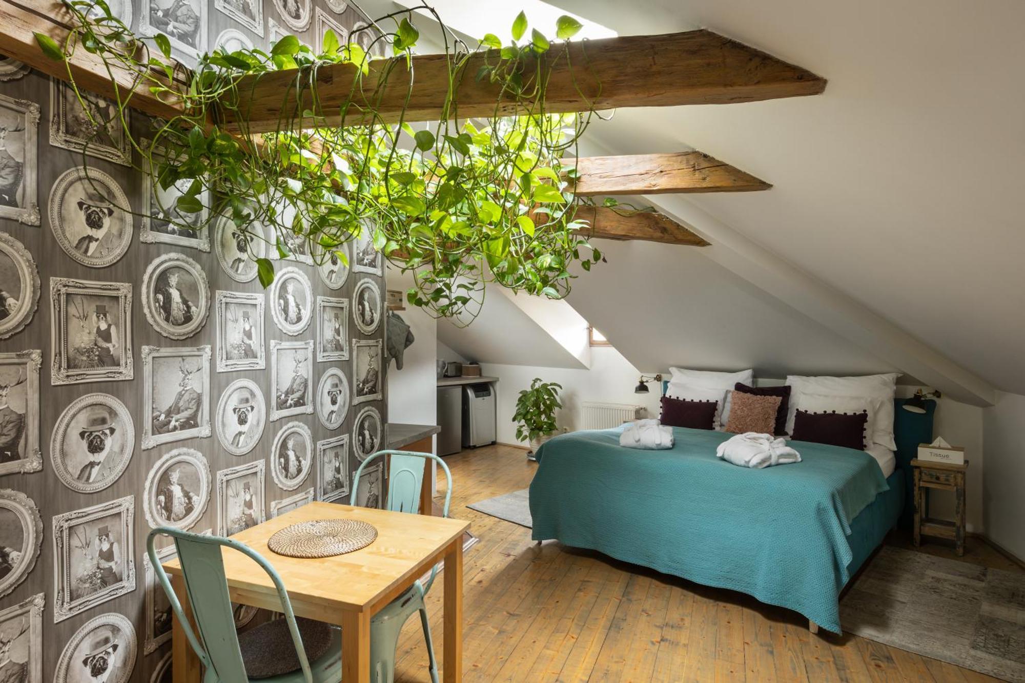 Bohemian Chic 2 Bedroom 2 Bathroom Loft With Hanging Chair Prága Kültér fotó