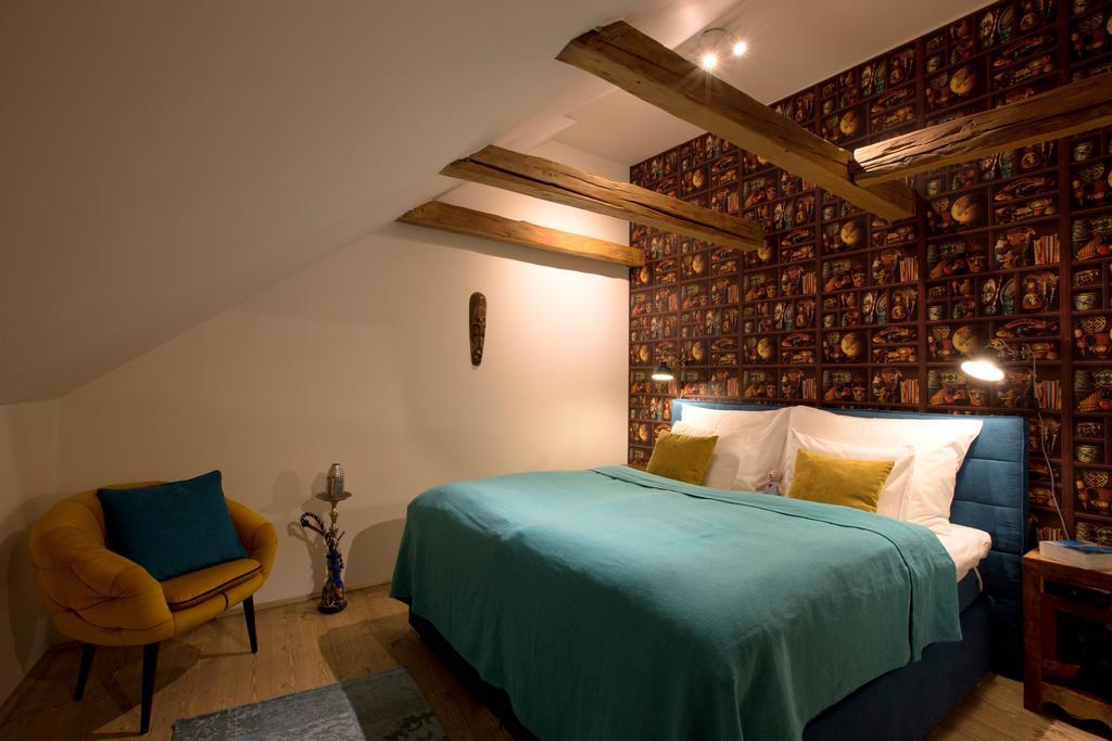 Bohemian Chic 2 Bedroom 2 Bathroom Loft With Hanging Chair Prága Kültér fotó