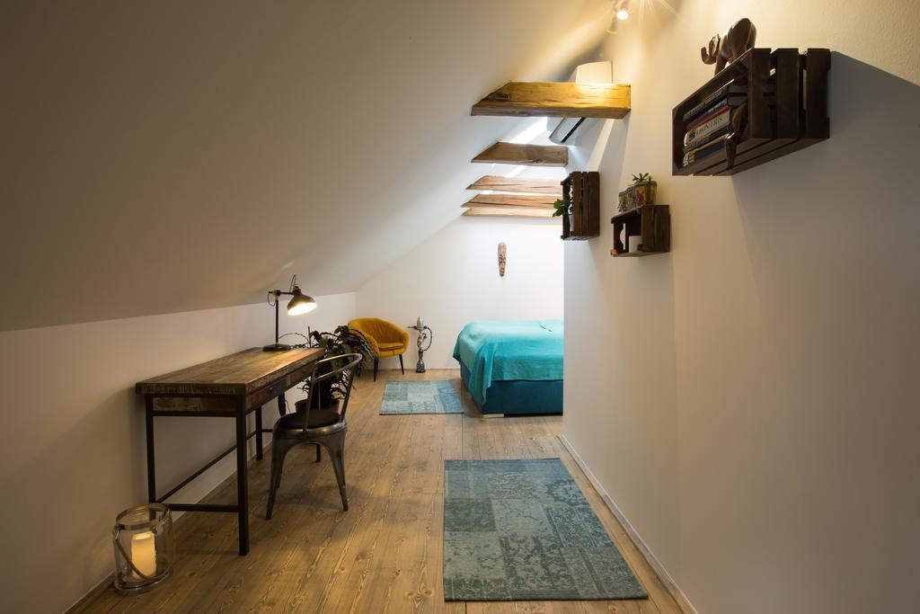Bohemian Chic 2 Bedroom 2 Bathroom Loft With Hanging Chair Prága Kültér fotó