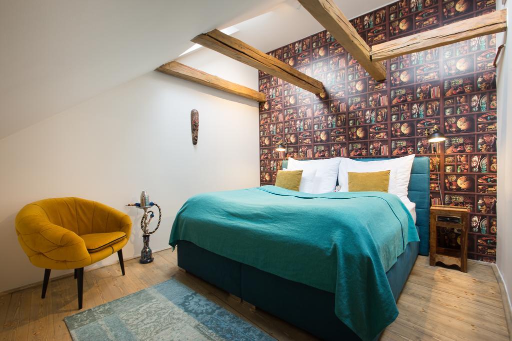 Bohemian Chic 2 Bedroom 2 Bathroom Loft With Hanging Chair Prága Kültér fotó