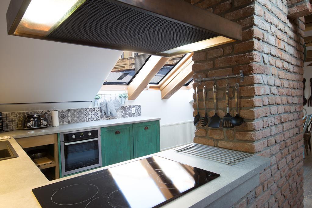 Bohemian Chic 2 Bedroom 2 Bathroom Loft With Hanging Chair Prága Kültér fotó
